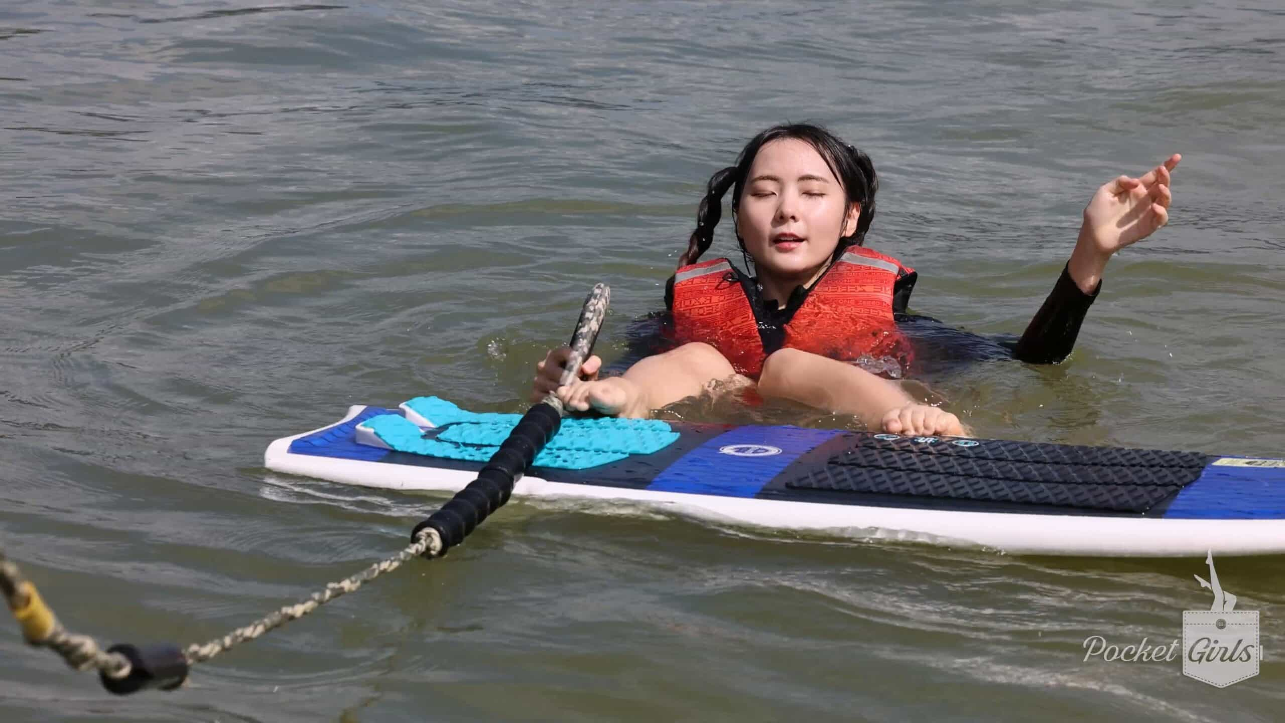 (Part. 1) Let’g Go Wakesurfing, Jieun, Pocket Girls – #0070插图1